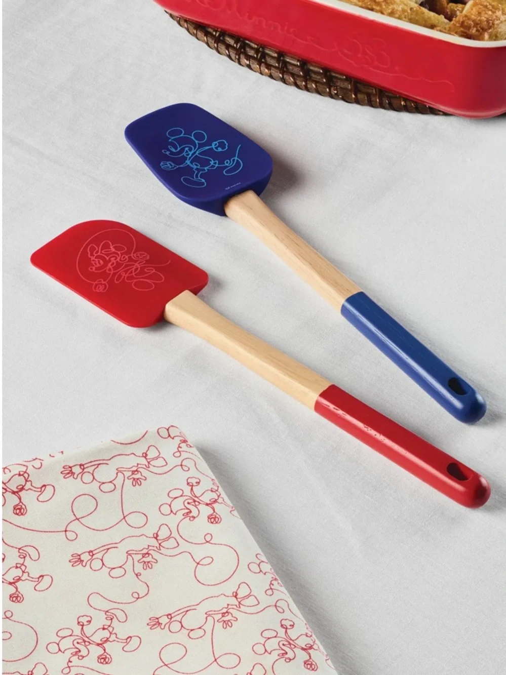 Disney Mickey & Minnie Bon Voyage Set of 2 Spatulas, New in Original Packaging